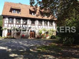 Interessante kapitalanlage in beliebtem neubaugebiet:2 doppelhaushälften, massive bauweise unter ausgebautem satdach, mit 4 etagenwohnungen und 2. Haus Kaufen In Schwabisch Hall 18 Angebote Engel Volkers