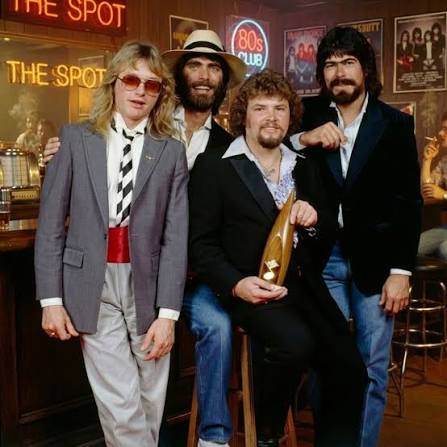 Alabama's Final Night Together on Stage — The Emotional Farewell That Left an Entire Arena Silent… As Randy Owen, Teddy Gentry, and Jeff Cook stood side by side for one final time,