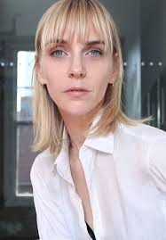 She first performed on stage in munich, and later starred in popular films and television series such as die schwarzwaldklinik. Hannelore Knuts Model Profile Photos Latest News