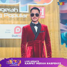 Get surfing news, watch live surfing events, view videos, athlete rankings and more from the world's best surfers on the world's best waves. Sekitar Selebriti Cantik Kacak Di Karpet Merah Abpbh 32 Satkoba Press