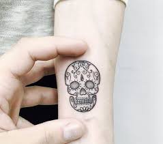 Sugar skulls, girly skulls, grim reaper designs, bull & deer skulls, etc. Simple Small Skull Tattoo Novocom Top