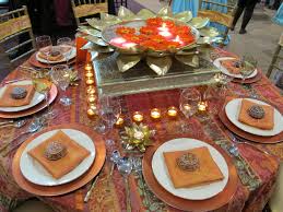 This Is A Thai Table Setting Flowers Such As Orchids Are Put In A A Glass Bowl Full Of Water The Table Dinner Table Setting Candle Table Setting Indian Table