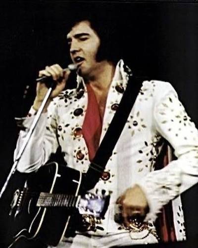 November 12th 1971: Elvis performed in Houston, TX at the Hofheinz Pavilion  at 8:30 pm to a crowd of 12,000 fans. Elvis wore the white pinwheel suit🎤  ⚡️ #elvis#elvispresley#tcb#thekingofrocknroll#elvisinconcert#elvisinthe70s#elvisinthe60s  ...