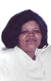 Mae Mathis's Instagram, Twitter & Facebook