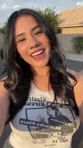 Elizabeth Harrington Medium