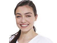 Merve dizdar, 25 haziran 1986 i̇zmir doğumlu oyuncu, ilk i̇lk sinema deneyimi bir ses böler geceyi filminde, cem davran ile yapan dizdar, kavak yelleri, geniş aile, bir yastıkta, doksanlar, çılgın. Doksanlar Selin Merve Dizdar Kimdir Gercek Ismi Rolu Oldu Mu Ayrildi Mi