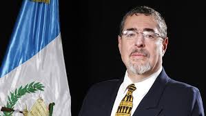 Candidato de la izquierda arrasaría en elecciones del próximo 20 en  Guatemala