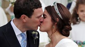 Prinzessin eugenie von york (28) hat in den letzten jahren einen rasanten wandel vollzogen. Wedding Of Eugenie So Hot They Celebrated After The Wedding