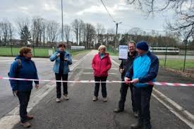 Één in groep maakten ze een wandeling rond het park en daarna werden aan de kiosk in het ter. Wandelclub De Blauwvoet Opent Tijdelijke Wandeling Het Nieuwsblad Mobile
