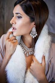 The 15 Best Bloggers You Need To Follow When You Are Getting Married!