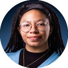 Diane Sadler's Instagram, Twitter & Facebook