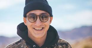 Danielle Senior (@MsSenior)