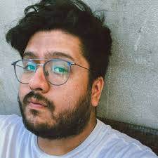 If you exceed the limit, you can choose from three different Memories  storage plans  https://www.dexerto.com/entertainment/snapchat-sparks-outrage-for-charging-to-save-old-photos-and-videos-3261403/