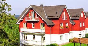 Jörg fromman an der rezeption. Ferienwohnung In Oberhof Haus Tannenblick Im Thuringer Wald Thuringen