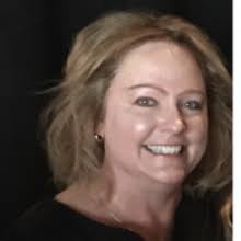 Tracy Blais's Instagram, Twitter & Facebook