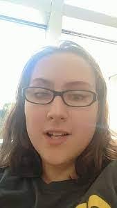 Carissa Farris's Instagram, Twitter & Facebook