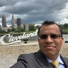 Mark Petit's Instagram, Twitter & Facebook