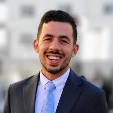 In a first for the company, the Google Visitor Experience at Gradient  Canopy welcomes the public to experience their campus in Mountain View,  California. It includes a cafe, The Huddle with community… |