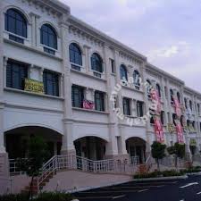 I went to midvalley yesterday n found dis new project at usj, subang jaya the phase 1 n phase 2 juz a normal projects but the phase 3 which will be launch. Usj Taipan Subang Jaya Ss15 One City Shop Office Commercial Listing Posts Facebook