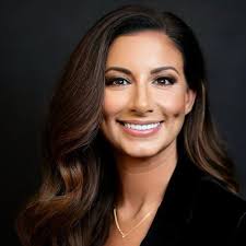 Erica Bader (@ericabaderrealestate) • Instagram photos and videos