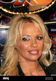 Pam anderson pamela anderson hi-res stock photography and images