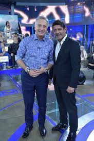 Paolo bonolis non ha nascosto di non aver perfettamente compreso la decisione mediaset di sospendere avanti un altro!, specie visto che le peccato però che le puntate di avanti un altro sarebbero già state tutte registrate e pertanto bonolis non riuscirebbe proprio a spiegarsi il perché. Bonolis Laurenti Avanti Un Altro Speciale In Prime Time Tv Ansa