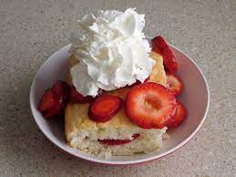 (the recipe makes an 8x8 pan, but i usually double it and bake it in a 9x13 pan for the same amount of time) now go buy a box of bisquick! Original Bisquick Shortcake Recipe For A 13 X 9 Pan This Farm Family S Life Easy Peasy Strawberry Shortcake