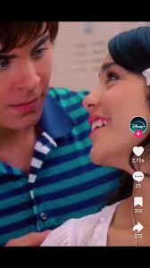 “La T de troy” 😂😂😂 #hsm #troybolton #joyeria #gabriellamontez  #highschoolmusical #humor #tiktok