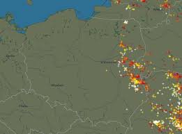 Dane pochodzą ze społecznościowej sieci detekcji wyładowań atmosferycznych blitzortung.org. Gdzie Jest Burza Radar Burzowy Gazeta Wspolczesna