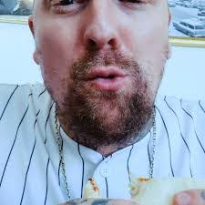 Daniel Dobra's Instagram, Twitter & Facebook