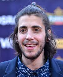 €600th.* mar 19.facts and data. Salvador Sobral Wikipedia
