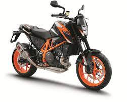 The 690 duke r is more expensive than some other middleweight nakeds, but also significantly different, very well equipped and superbly. Ktm 690 Duke 2016 2019 Review Speed Specs Prices Mcn