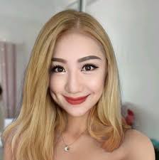 What do you think of my daughter's online t-shirt store?