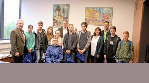Inn ist ein dynamischer wirtschaftsstandort im osten von münchen und stellt einen attraktiven arbeitgeber mit über 500 mitarbeitern dar. Girls Und Boys Day Im Landratsamt Muhldorf A Inn
