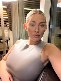 b - Random » Thread 884885912