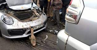 Shocking video, photos of accident that killed sk macharia's son. Son Of Billionaire Media Mogul Sk Macharia Killed In A Road Crash In Nairobi Mwakilishi Com