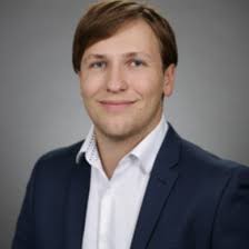 I'm thrilled to share that I will be joining Davis Polk & Wardwell LLP as a  2025 Summer Associate in New York!