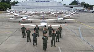 Resultado de imagen de IMAGENES DE LA ACADEMIA MILITAR DE AVIACION