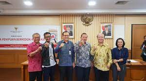 110 likes · 16 talking about this. Kenali Ciri Ciri Modus Penipuan Untuk Hindari Investasi Berkedok Koperasi Halaman 1 Kompasiana Com