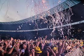 This year's festival was something special as expected, with a few surprises thrown in there. Die Headliner Des Lollapalooza 2019 Sind Da Und Schon Wieder Alle Mannlich Mit Vergnugen Berlin
