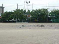 梅雨時の校庭 千代田中ブログ 校庭 風景 修学旅行