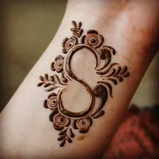 New Mordern Letter S Mehndi Design 1000 In 2020 Mehndi Designs Henna Art Designs Mehndi Designs For Hands