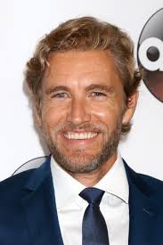 Brett Tucker On Chief Ripley'S Heartbreaking 'Station 19' Episode