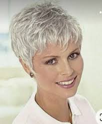 34 Topfrisuren-Ideen in 2025