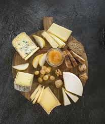 Composez Votre Plateau De Fromages Grand Frais Plateau De Fromage Fromage Assiette De Fromage