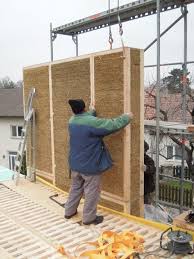 Createrra Hat Bisher 5 Passivhauser Mit Ecococon Strohbau Modulen Geplant Und Mit Einer Slowakischen Zimmerei Errichte Strohballenhaus Strohballenbau Strohhaus