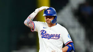 Kyle Higashioka's RBI double