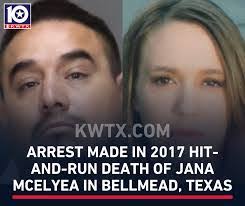 Stacey Arriola's Instagram, Twitter & Facebook