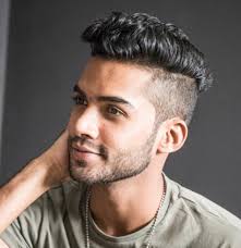 Inspirasi model rambut pendek untuk semua bentuk wajah. Style Rambut Bergelombang Pria Model Rambut