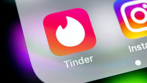 Tinder gold, $4.99/month added to the cost of tinder plus everything that tinder plus offers, plus the ability to see who's liked you feeld majestic, $15.99/month Tinder Plus Vs Tinder Gold Vs Tinder Platinum What S The Difference
